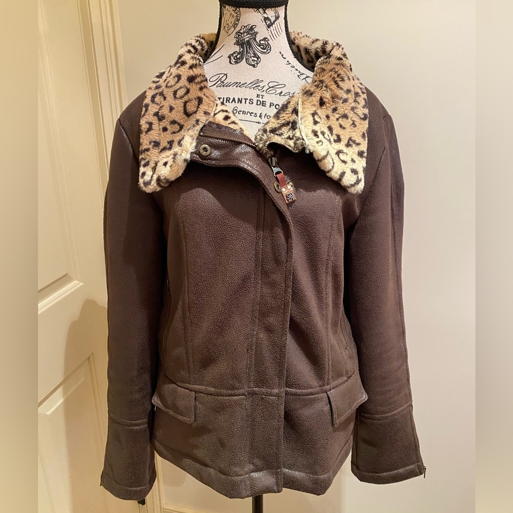 Powder Room Brown Faux Suede Jacket with Leopard Soft fuzzy interior Size L EUC